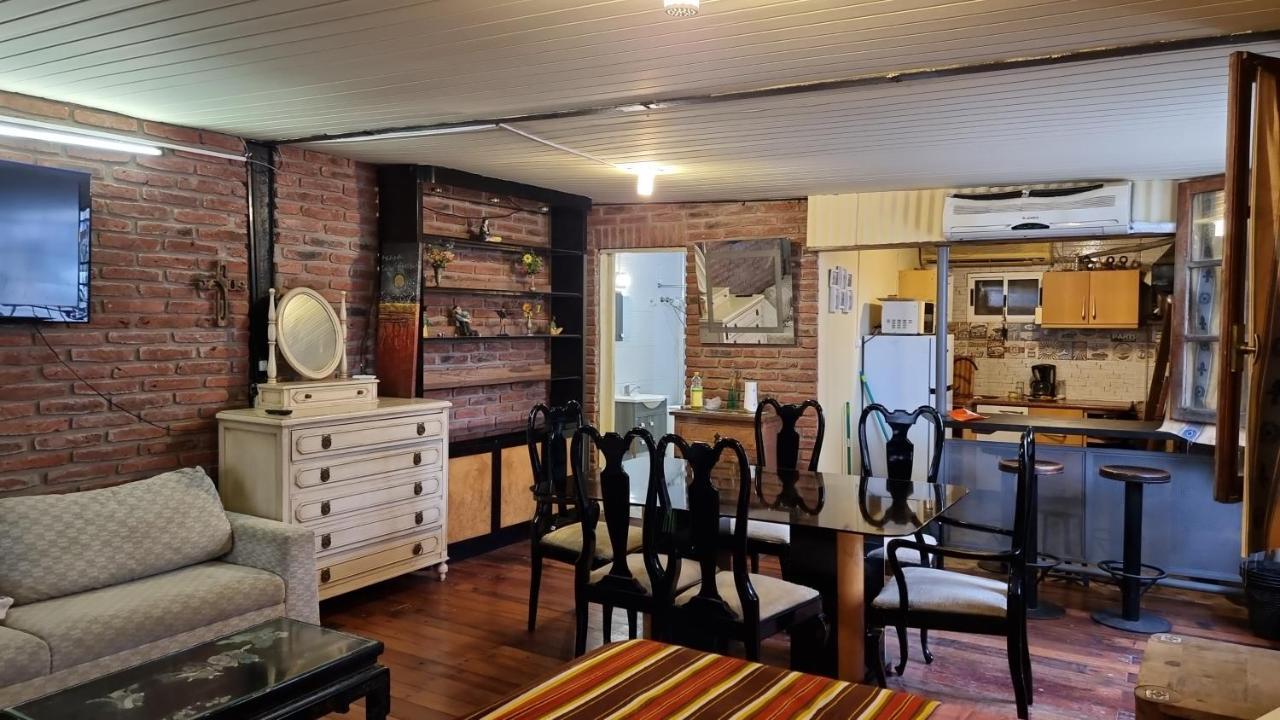Loft Casa Dos Pisos Con Garage Pocitos Playa 4 Personas Villa Montevideo Dış mekan fotoğraf