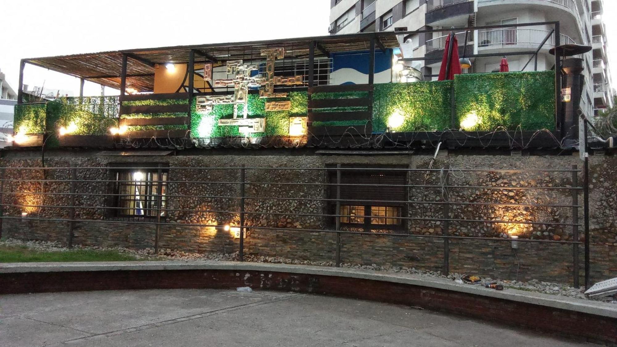 Loft Casa Dos Pisos Con Garage Pocitos Playa 4 Personas Villa Montevideo Dış mekan fotoğraf