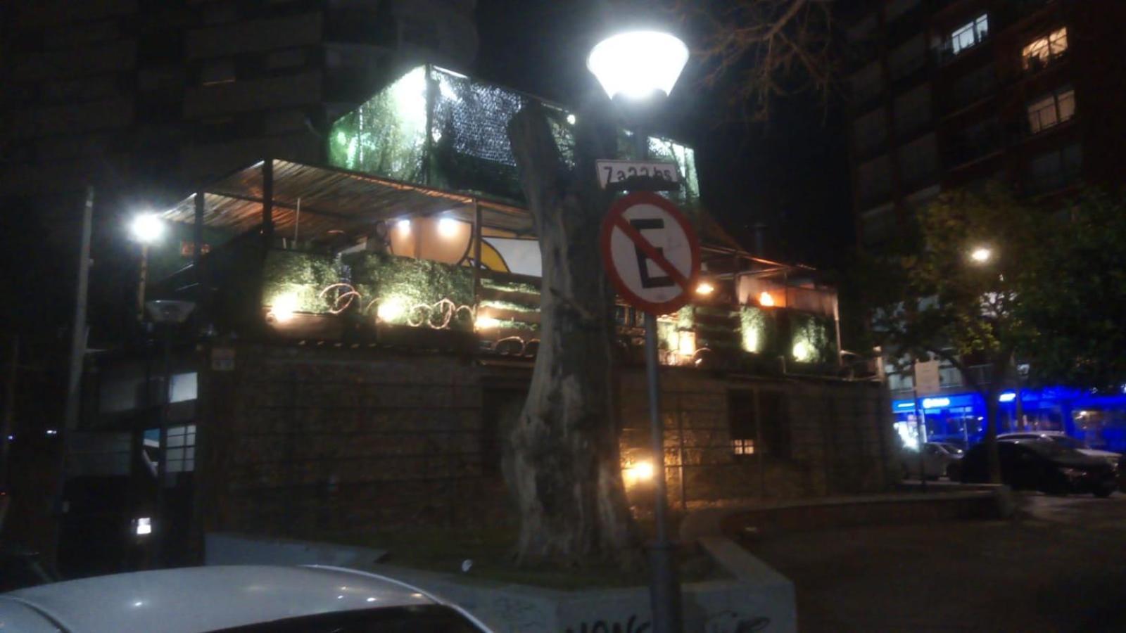 Loft Casa Dos Pisos Con Garage Pocitos Playa 4 Personas Villa Montevideo Dış mekan fotoğraf